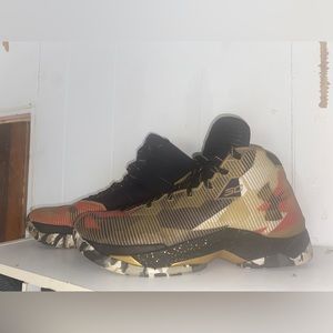 Under Armour Curry 2.5 (Metallic Gold/Camo)